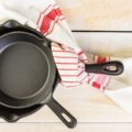 difference between frying pan and skillet